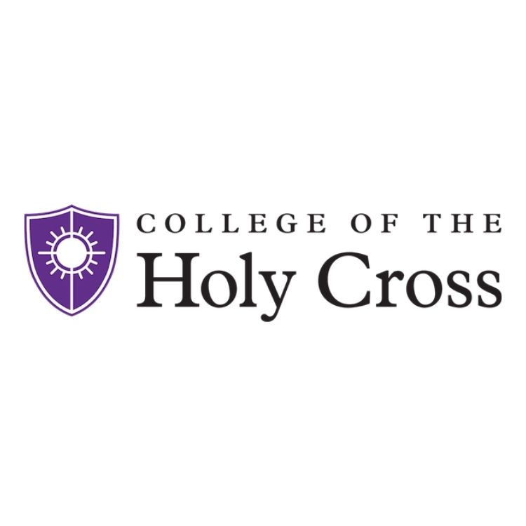 Du học Mỹ trường Cao đẳng Holy Cross College