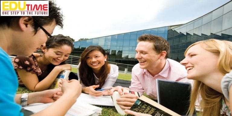 Du học Mỹ thạc sĩ ngôn ngữ không cần GMAT/GRE chỉ 300 triệu/năm