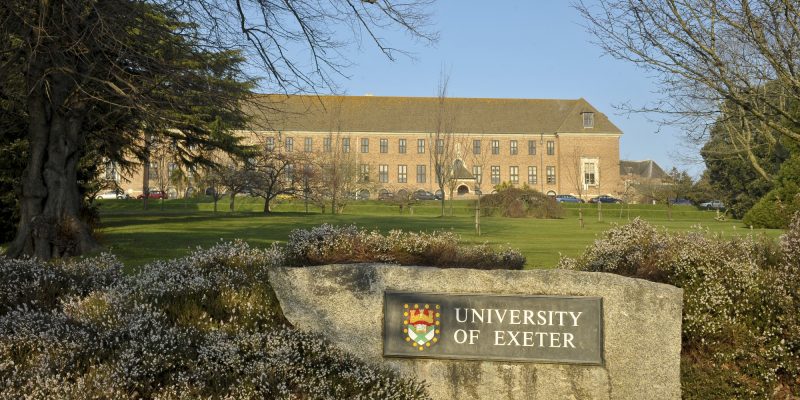 Nhanh Tay Săn Học Bổng Du Học Anh 5000 GBP Từ Đại Học Exeter 1 Edutime