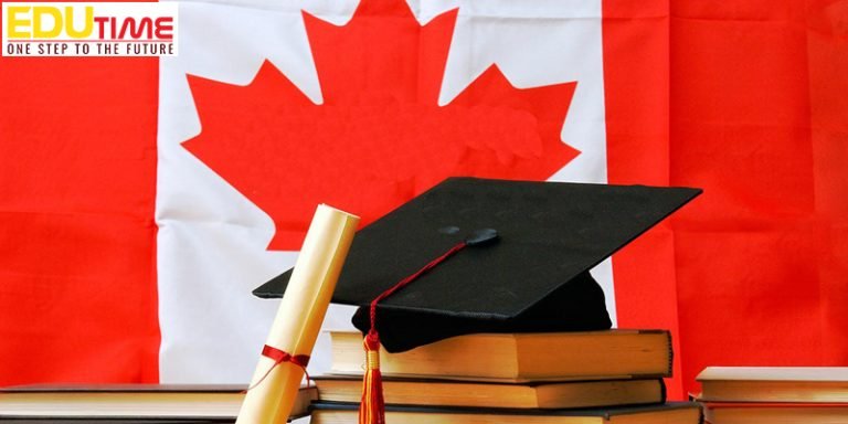 Bạn có thể rút ngắn thời gian học đại học tại Canada?